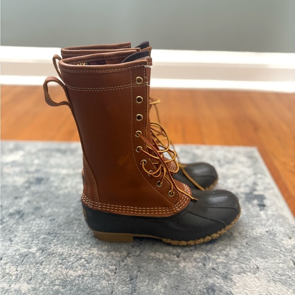 LL Bean Men’s 10” Classic Goretex Thinsulate Insulated Bean Boots, Men 6 Women 8 - Picture 2 of 8